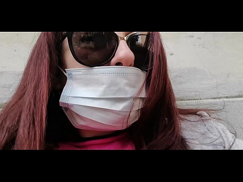 ❤️ Nicoletta na-abọ ọbọ n'ahụ onye agbata obi ya na pees n'ime ebe a na-adọba ụgbọala ya (Special Covid19 Italian Quarantine) ☑ Anal video